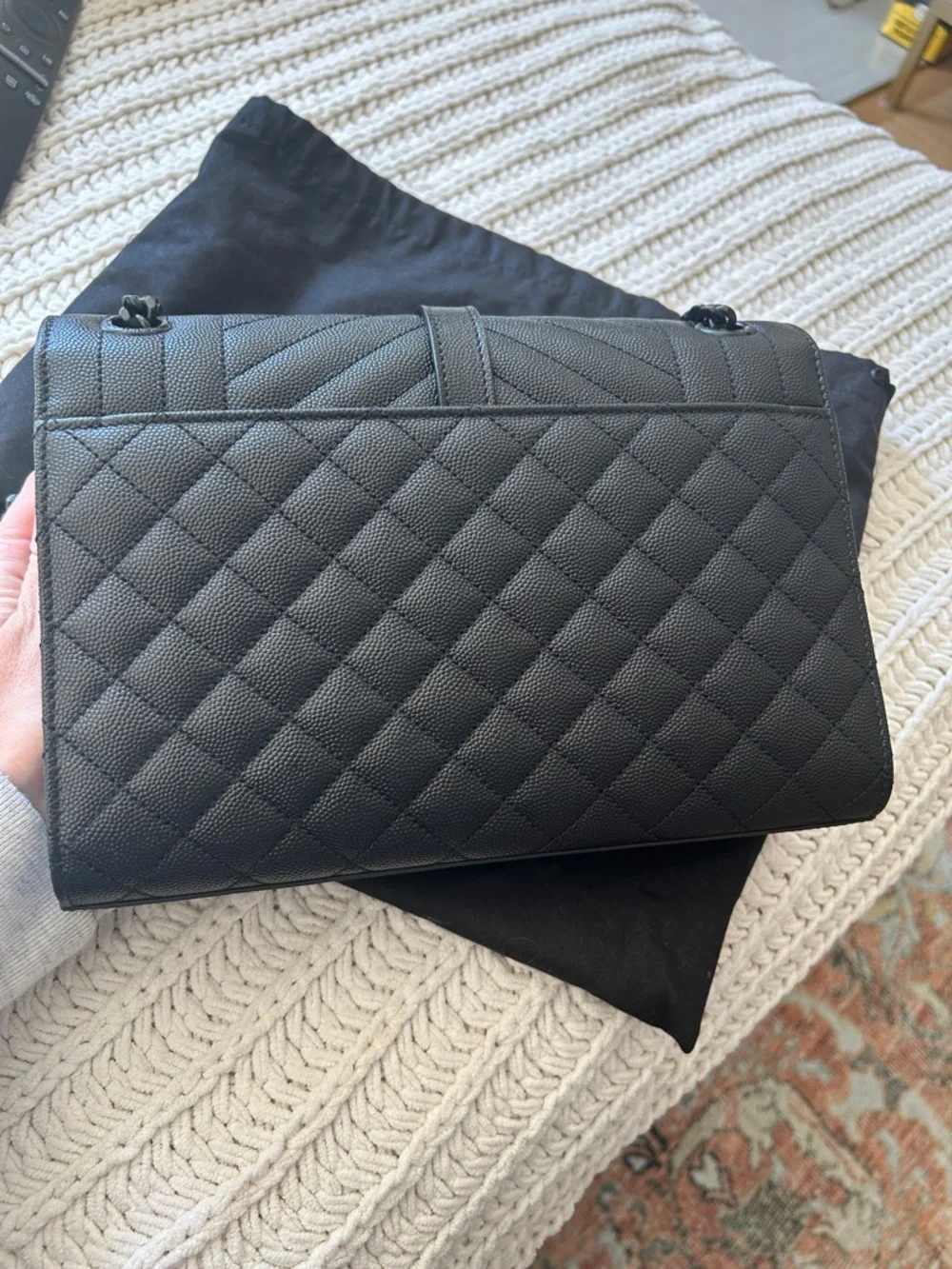 Saint Laurent Medium Envelope Chain Bag - Picture 6 of 11